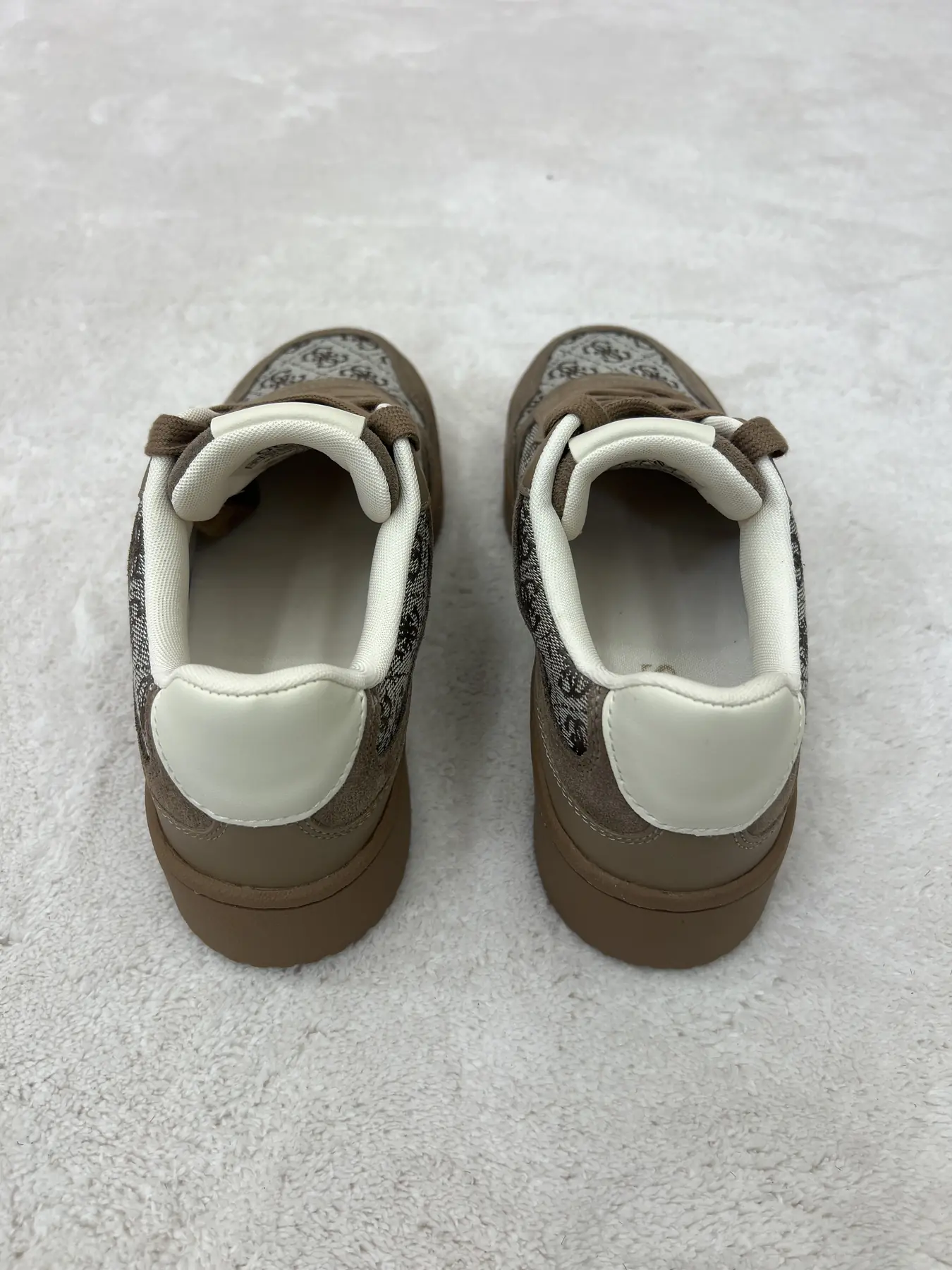 Sneakers Guess Miriam taupe - FLJM16 FAL12