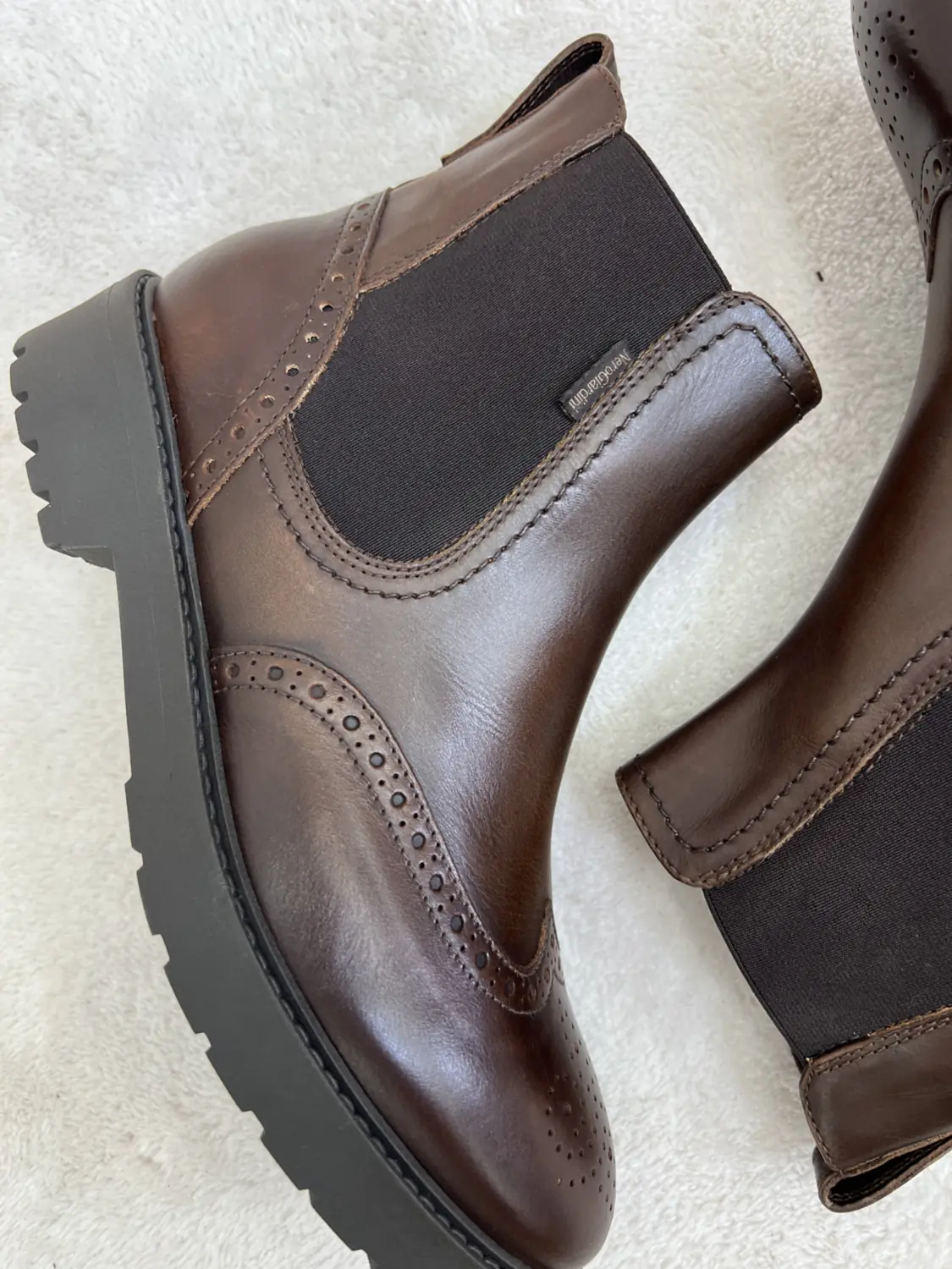Beatles Nero Giardini Brogue Marrone