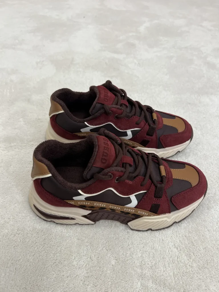 Sneakers Guess Carrli8 Bordeaux